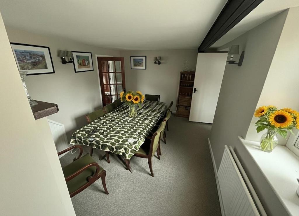 Town Centre Cottage, Lyme Regis photo 5
