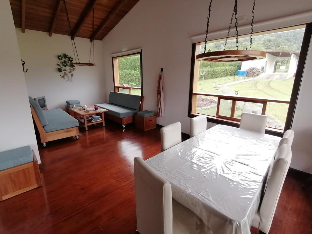 Karlsson Fernandez House - 3