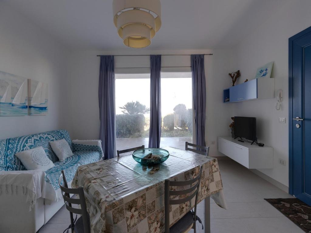Sea view with air conditioning and garden - 2