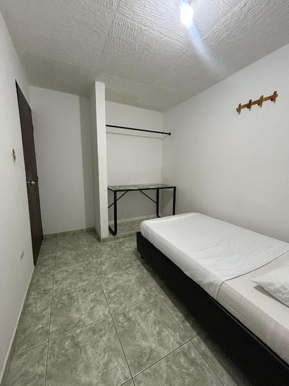 Habitación privada con Baño Compartido en Santa Marta - 2