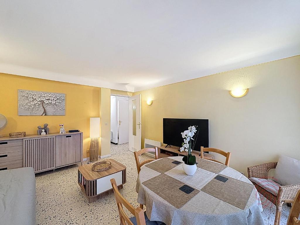 Appartement F2 avec Wifi, ascenseur près des Thermes - FR-1-451-139 - 5