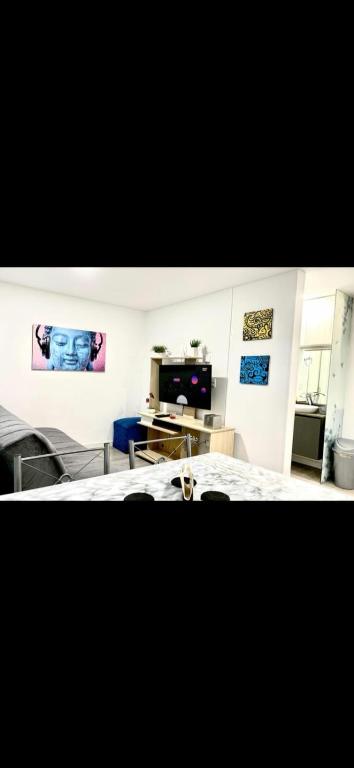 Apartaestudio close to Movistar Arena - 5