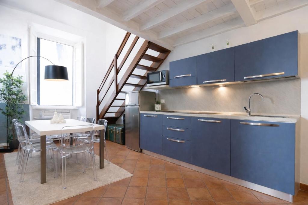 Pantheon Grand Loft, Spacious and Bright for 8 Via dei Cestari - 4