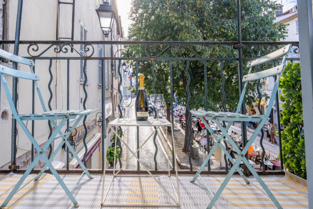 Old Town Studio with Balcony and AC - Beaches and Nightlife - 3