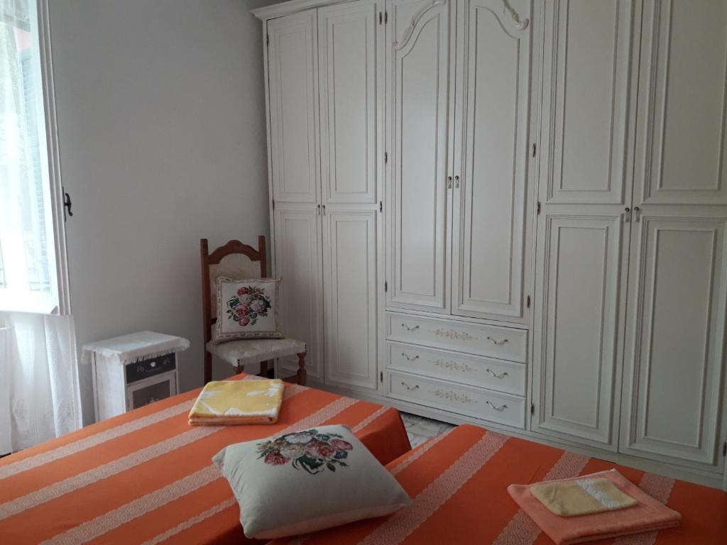 Roses House - 2