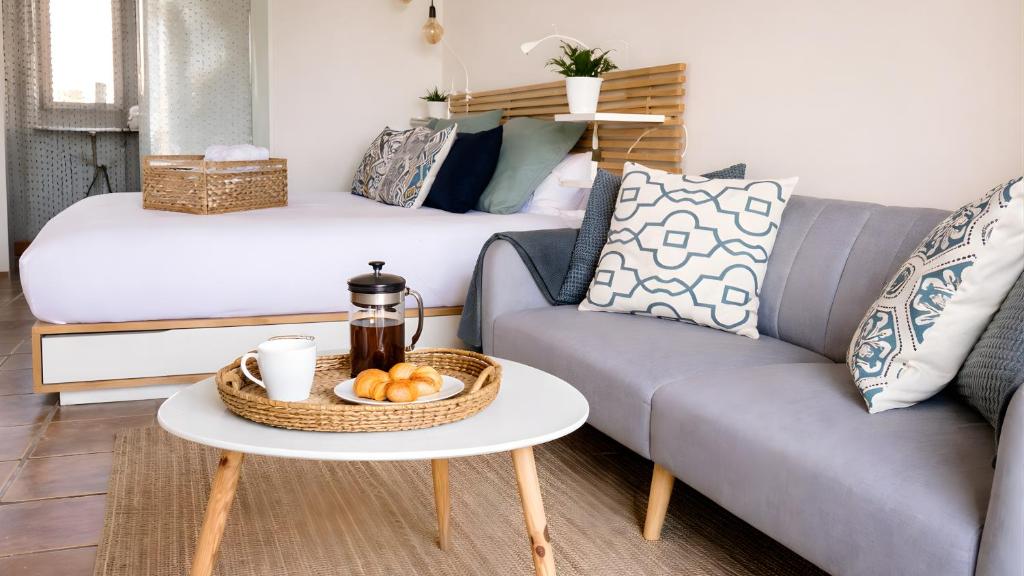Poblenou Beach Penthouse l Loft with Private Terrace l 5 min Walk to the Beach - 4
