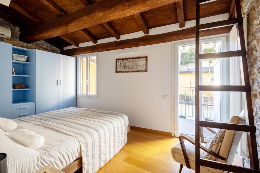 Casa Gisanima Wide Bright Apartment with Garden and Balcony, Riomaggiore - 3