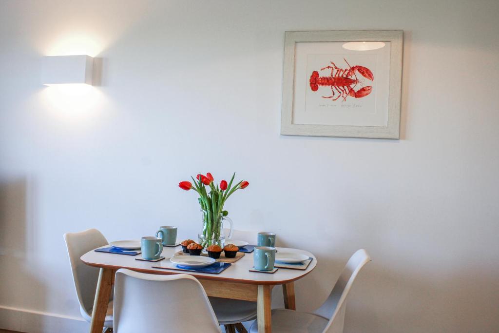 4 Ocean Reach, Malborough photo 6