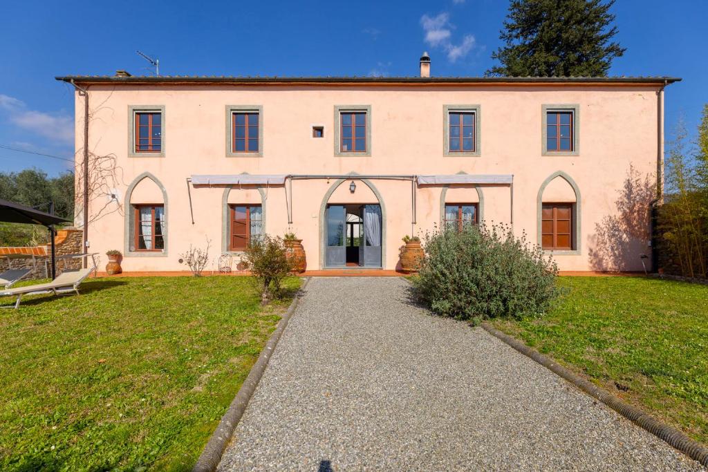 Exclusive Villa with two Pools and private garden - 3