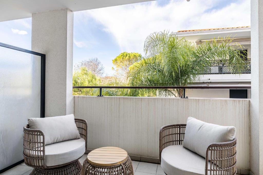 Spacious Apartment a c 1BR 4P – With Pool - 3