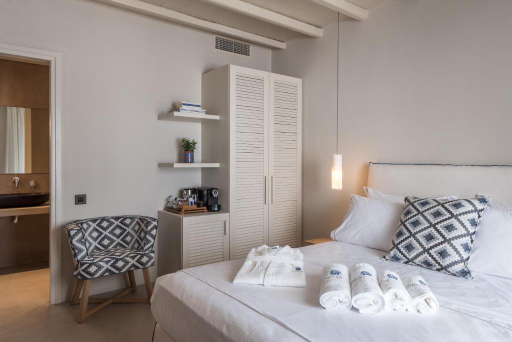 Sifnos House - Rooms and SPA photo