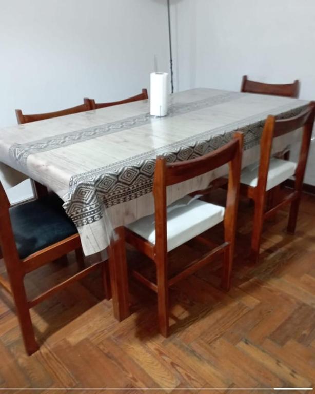Cómodo dpto Centro Mdq con dependencia - 1