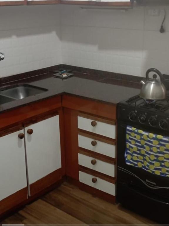 Cómodo dpto Centro Mdq con dependencia - 4