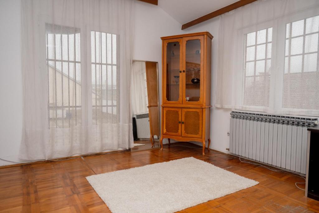 Central Terrace Loft with 2 Bedrooms & City View - 5