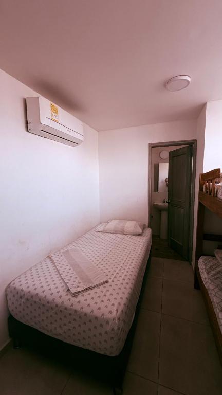 EDIFICIO DINERS El Rodadero Apto1503 - 4