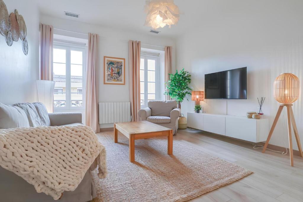 Menton, Beautiful Apartment, Downtown, Cozy - 4