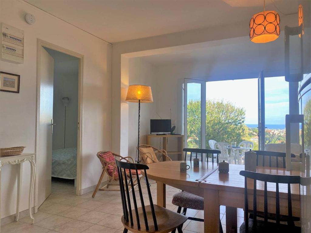 BO900-918 Appartement 3 pièces 4 couchages BORMES-LES-MIMOSAS - 5