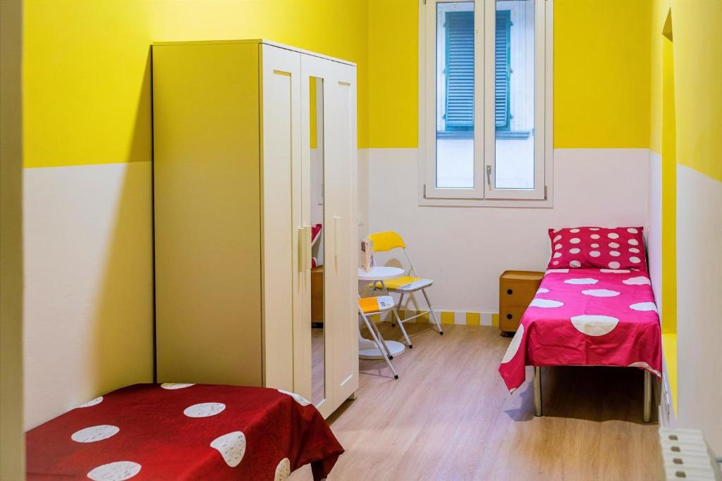 Playful twin room with en suite bathroom - ColivingFlorence VdM - 5