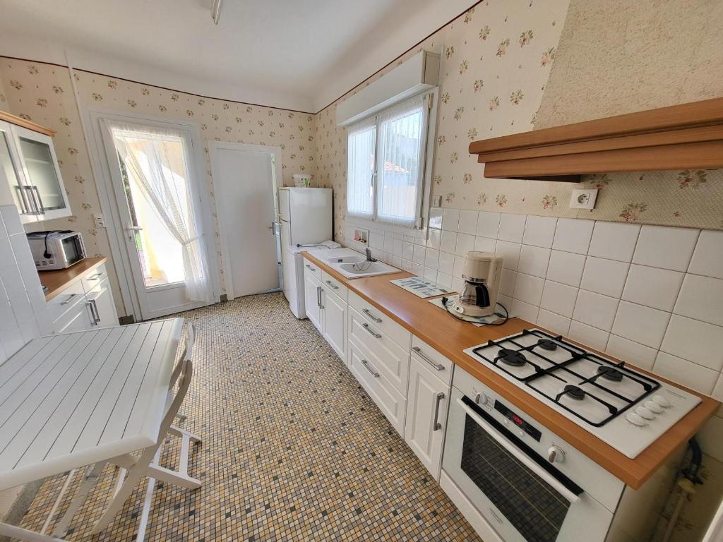 Charmant T3 avec Jardin Clos à 700m de la Plage et Commerces - FR-1-92-768 - 4