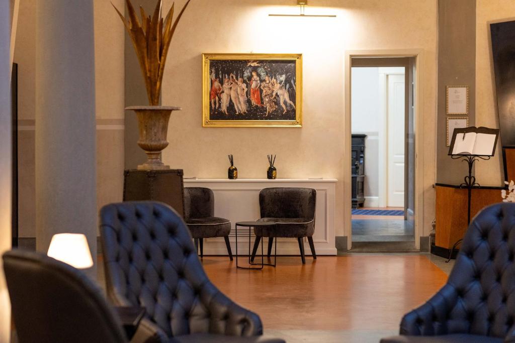 Relais Hotel Centrale "Dimora Storica" - 5