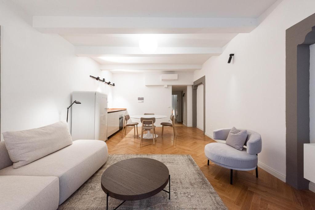 Castellaccio Prestige by MMega - 2