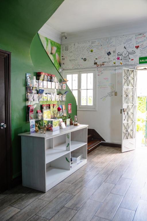 The Secret Garden Hostel - 5