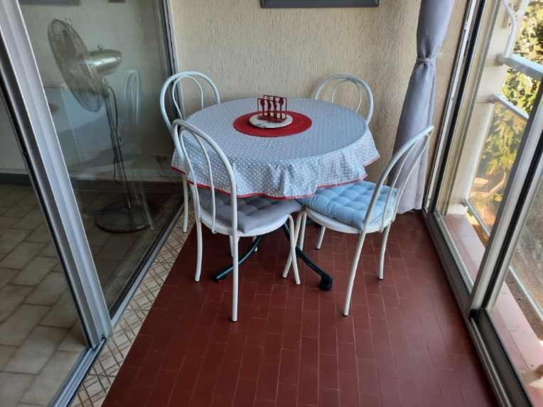 Studio avec parking à 300m de la plage - 2