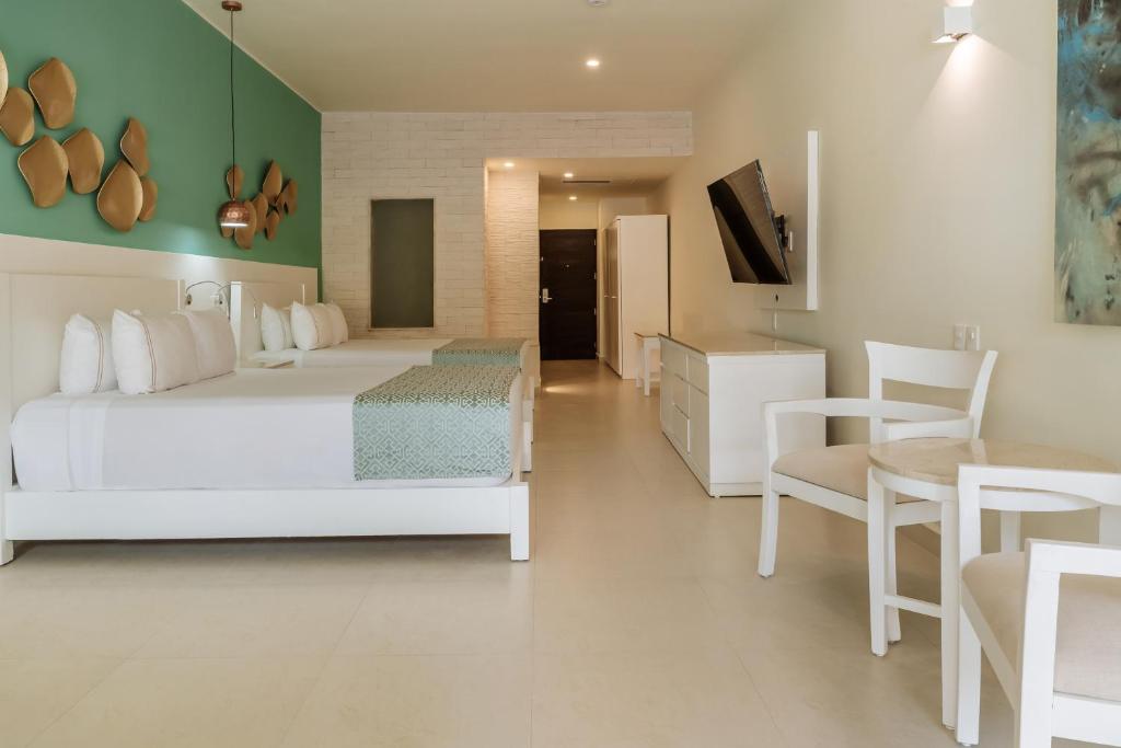 Iberostar Selection Riviera Cancun - All Inclusive — Hotel rooms in Puerto Morelos, Quintana Roo