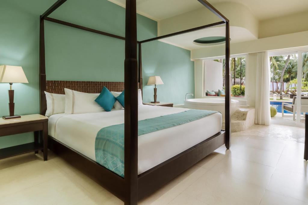 Iberostar Selection Riviera Cancun - All Inclusive — Hotel rooms in Puerto Morelos, Quintana Roo