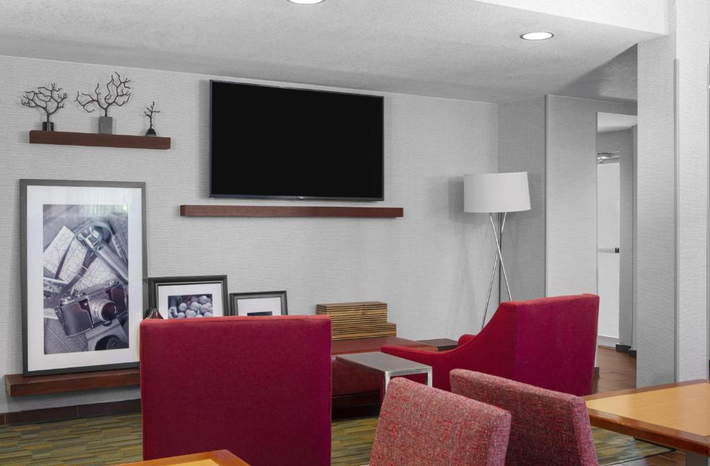 ハンプトン イン オーランド/レイク ブエナ ビスタ (Hampton Inn Orlando/Lake Buena Vista) フロント・ロビー