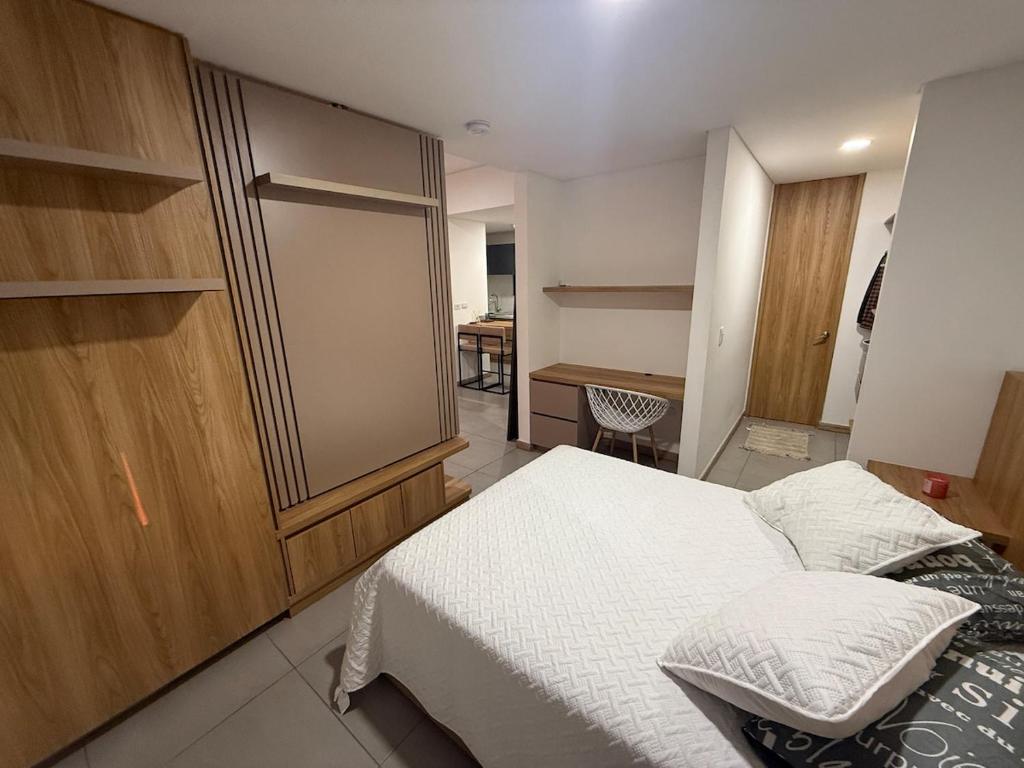 Apartamento mejor zona de la ciudad - 2