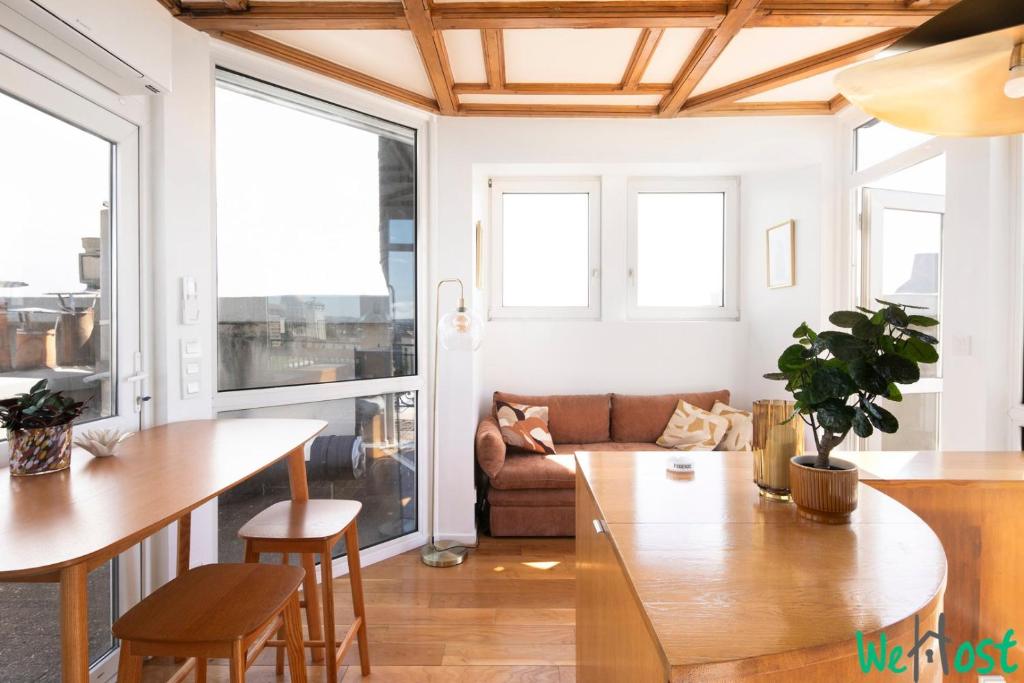 WeHost - Studio with Eiffel Tower view in heart of 7e arrondissement - 2