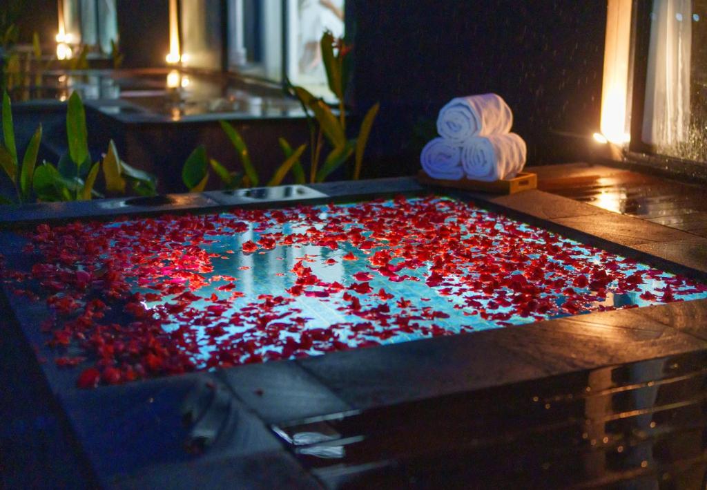 イナカ キャビン & ナチュラル ホット スプリングス キンタマーニ (Inaka Cabin & Natural Hot Springs Kintamani) スイミングプール