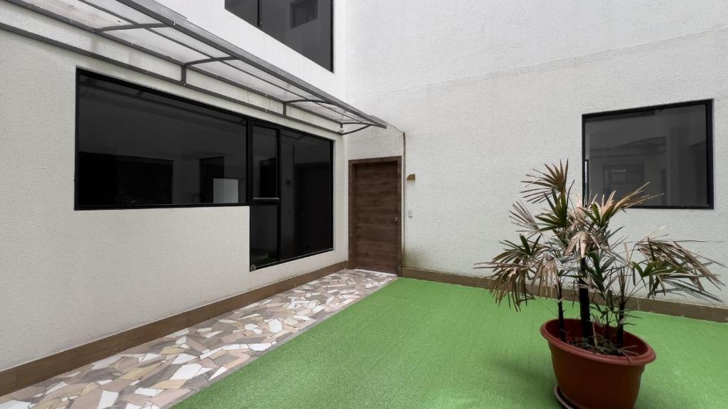 Apartamento y oficina - 4