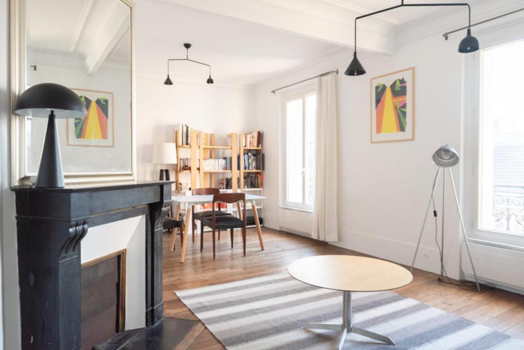 Bright and charming apartment - 1