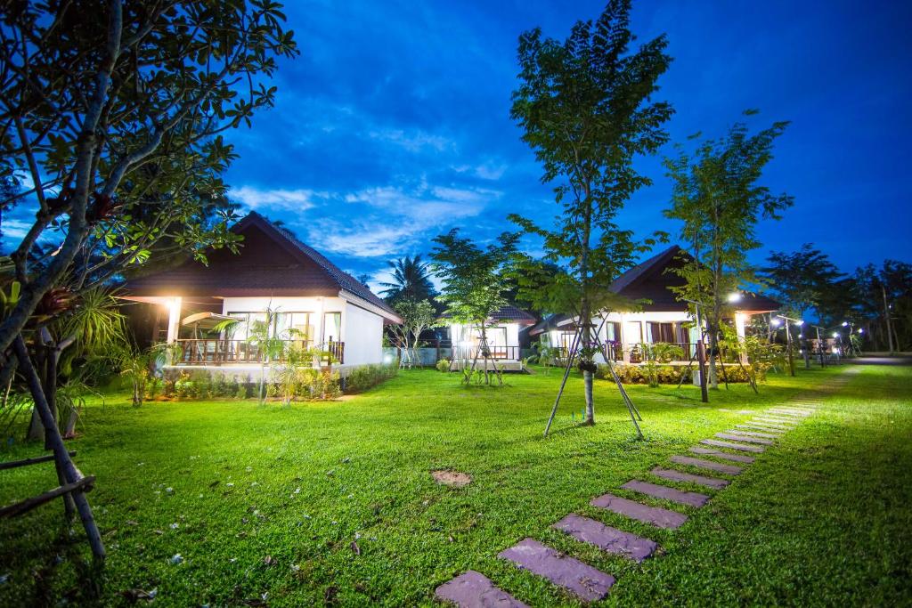Pawarisa Resort — Hotel in Chumphon