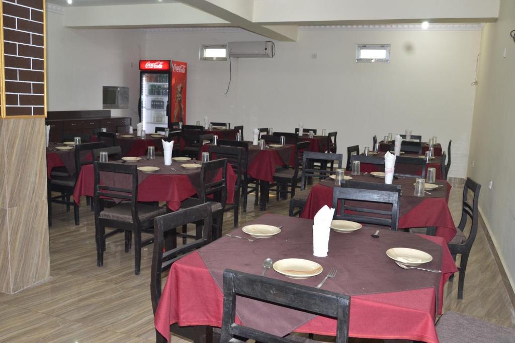 Restaurant, Hotel Joshi in Siddharthanagar