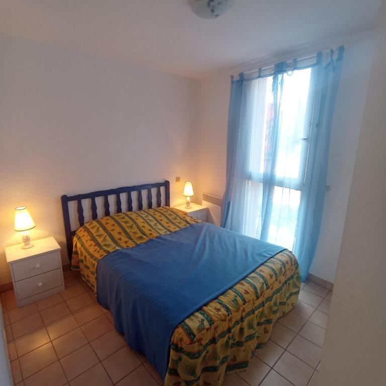 4DOM17 Appartement T2 proche plage et centre ville - 3