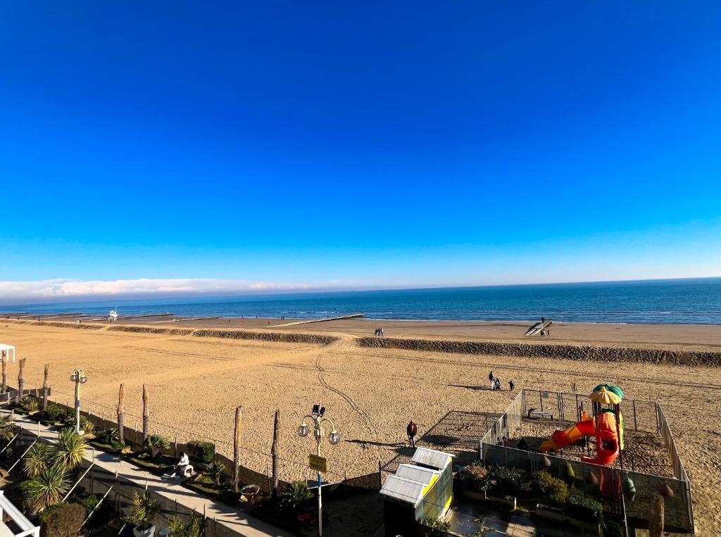Fronte Mare, Piscina - RESIDENCE GRIFONE - 5