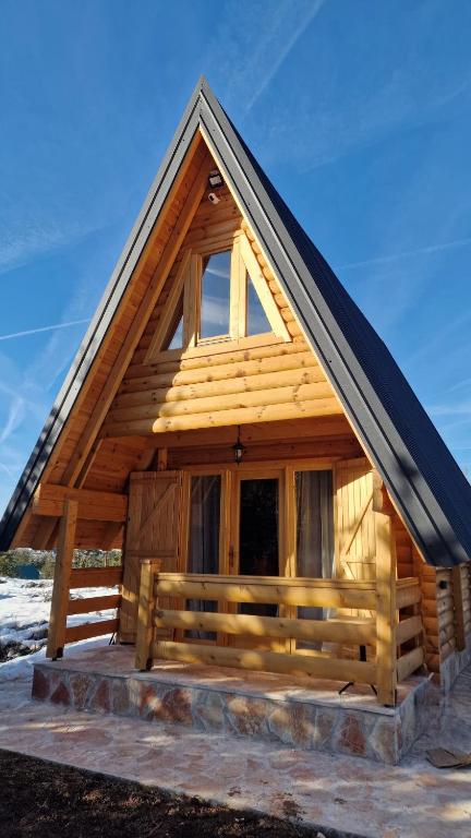 Golden pine chalet Žabljak - 2