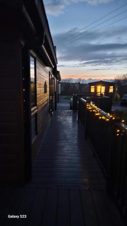 Hollibobs - dog-friendly caravan at Mullacott Park near Ilfracombe