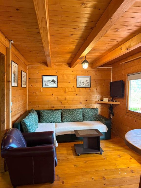Seaview Chalet - 4