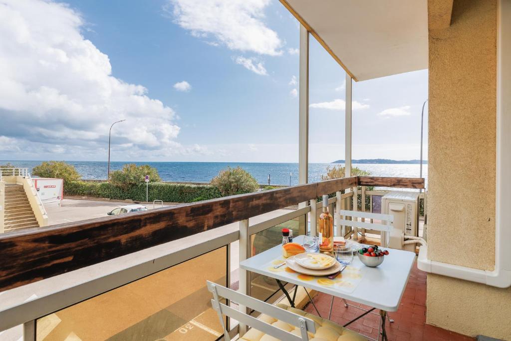 Au Grand Large ST Maxime YourHostHelper - 1