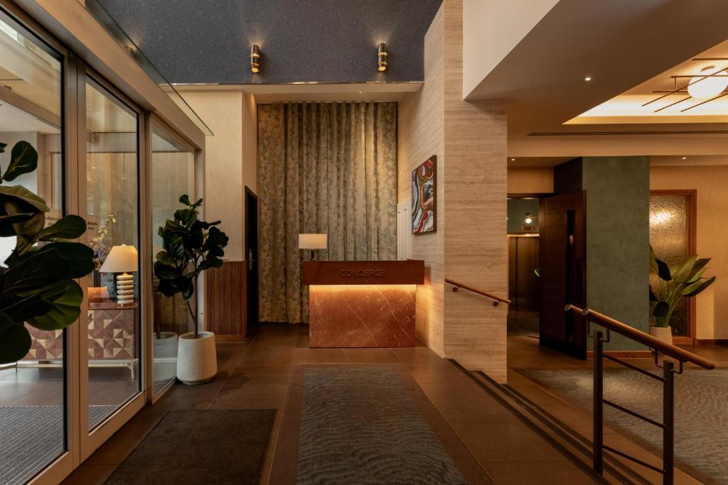 DoubleTree by Hilton London - Victoria