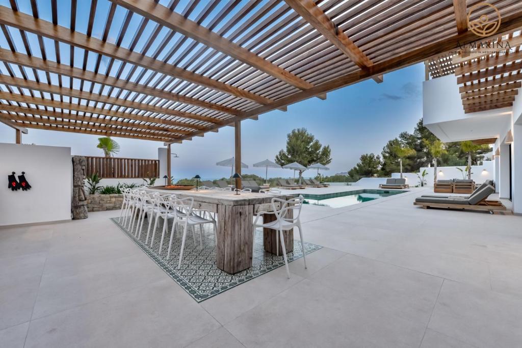 VILLA LUJO - By Almarina Villas - 5