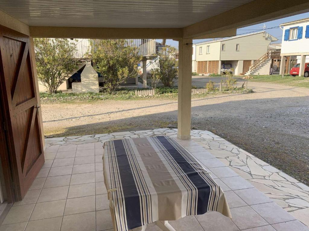 AIG 49 – Chalet – Rangée des Guillemots – Gruissan – 4 personnes - 1