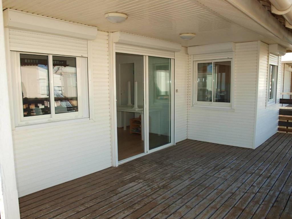 AIG 54 – Chalet individuel type 5 – Gruissan – 8 personnes - 3