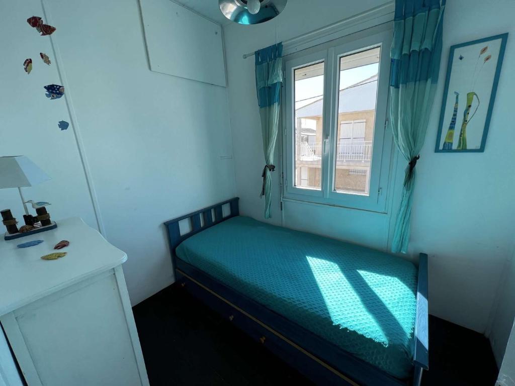 AIG 68 – Chalet en rangée 7 – Gruissan – 9 personnes - 2