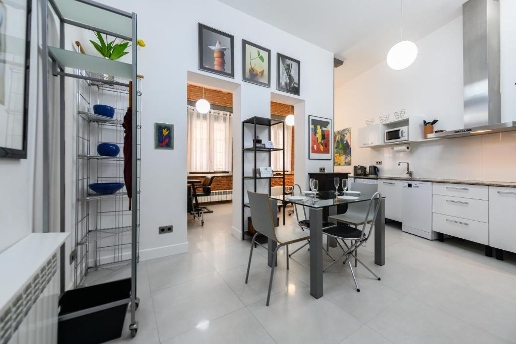 SIL6BI - Amplio y moderno piso de 1 dormitorio en el Centro de Madrid - Alquiler temporal - 4