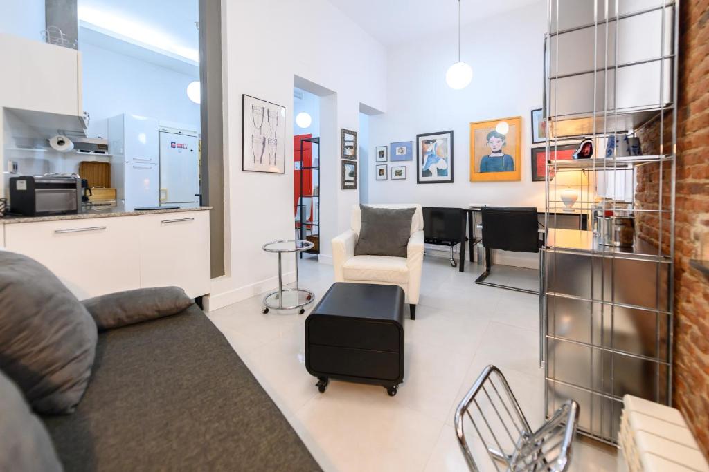 SIL6BI - Amplio y moderno piso de 1 dormitorio en el Centro de Madrid - Alquiler temporal - 2